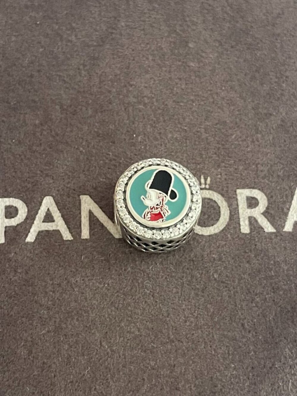 Disney Parks Pandora EPCOT UK United Kingdom World Showcase Mickey Mouse Button